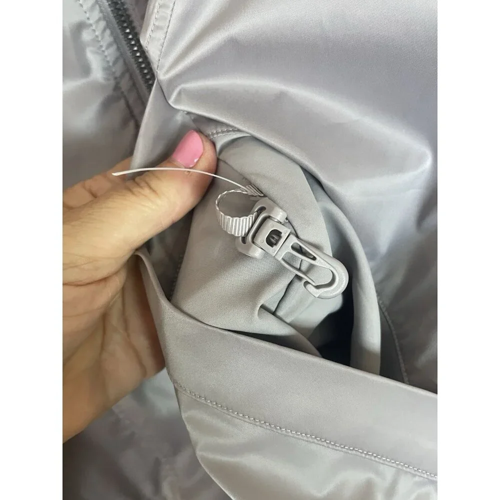LULULEMON Jacket Womens Sz 8 Trace Back Bomber Light Gray Silver Sporty Athletic